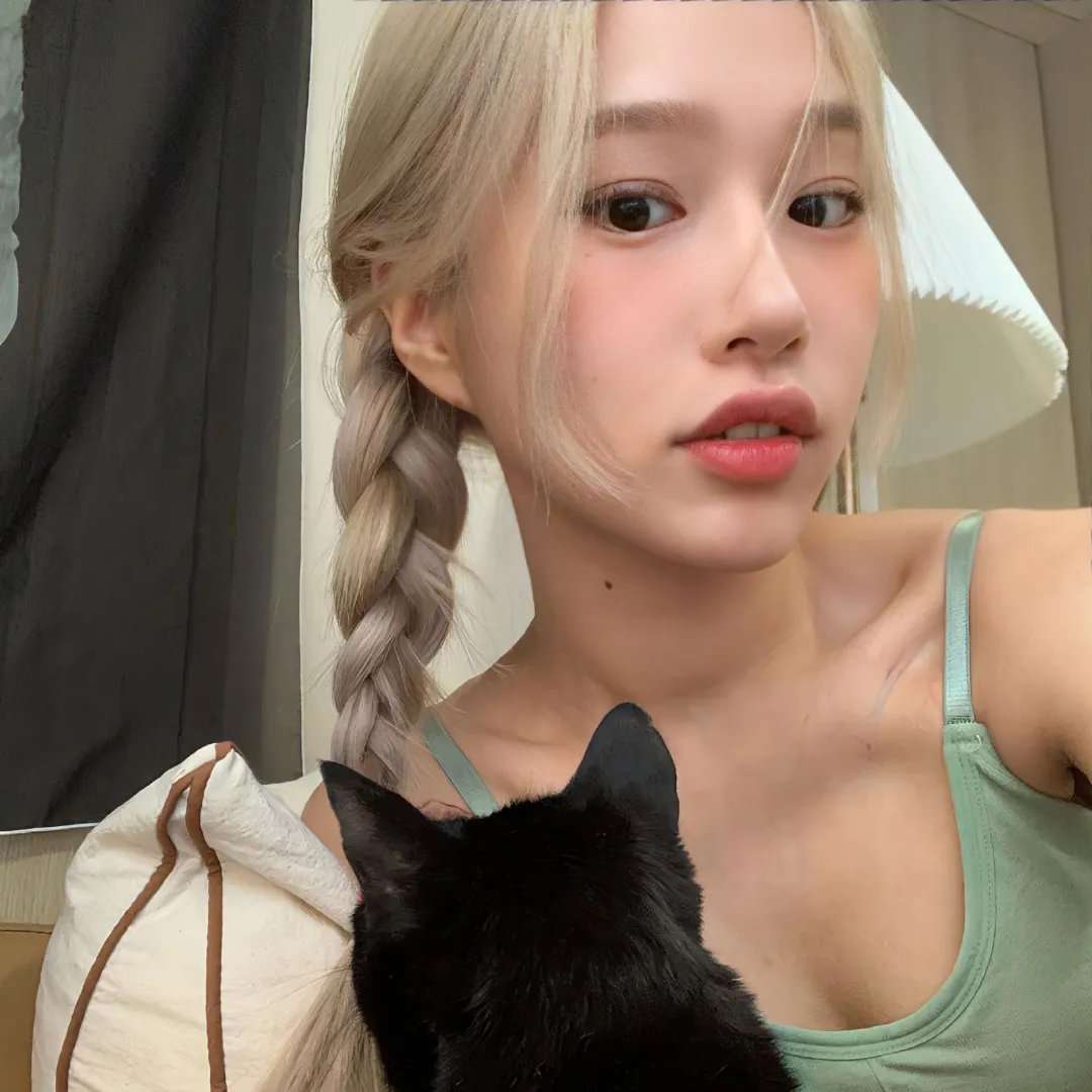 我的同桌是校花